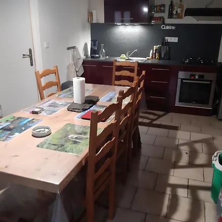 Maison Coursoules Сasa de vacaciones Cubieres