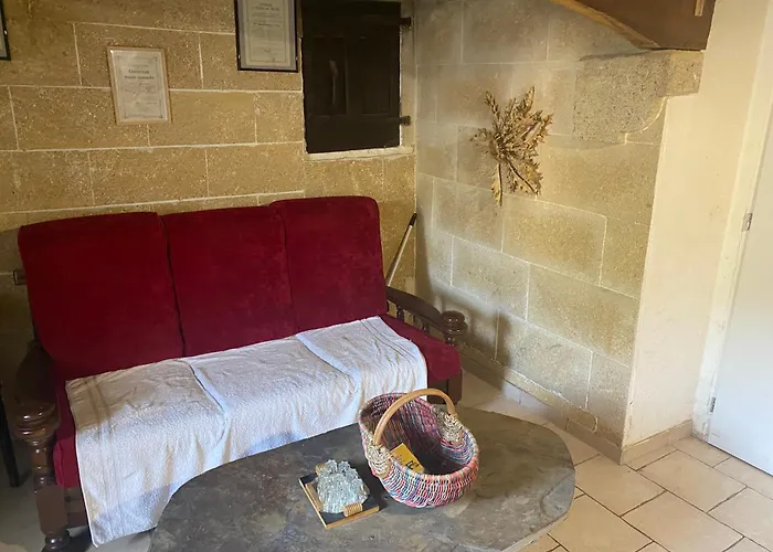 Maison Coursoules Holiday home *